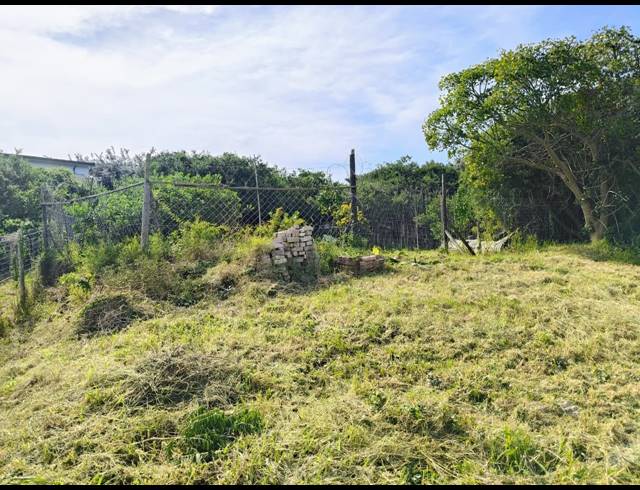 1,352M² VACANT LAND FOR SALE IN PARADISE BEACH